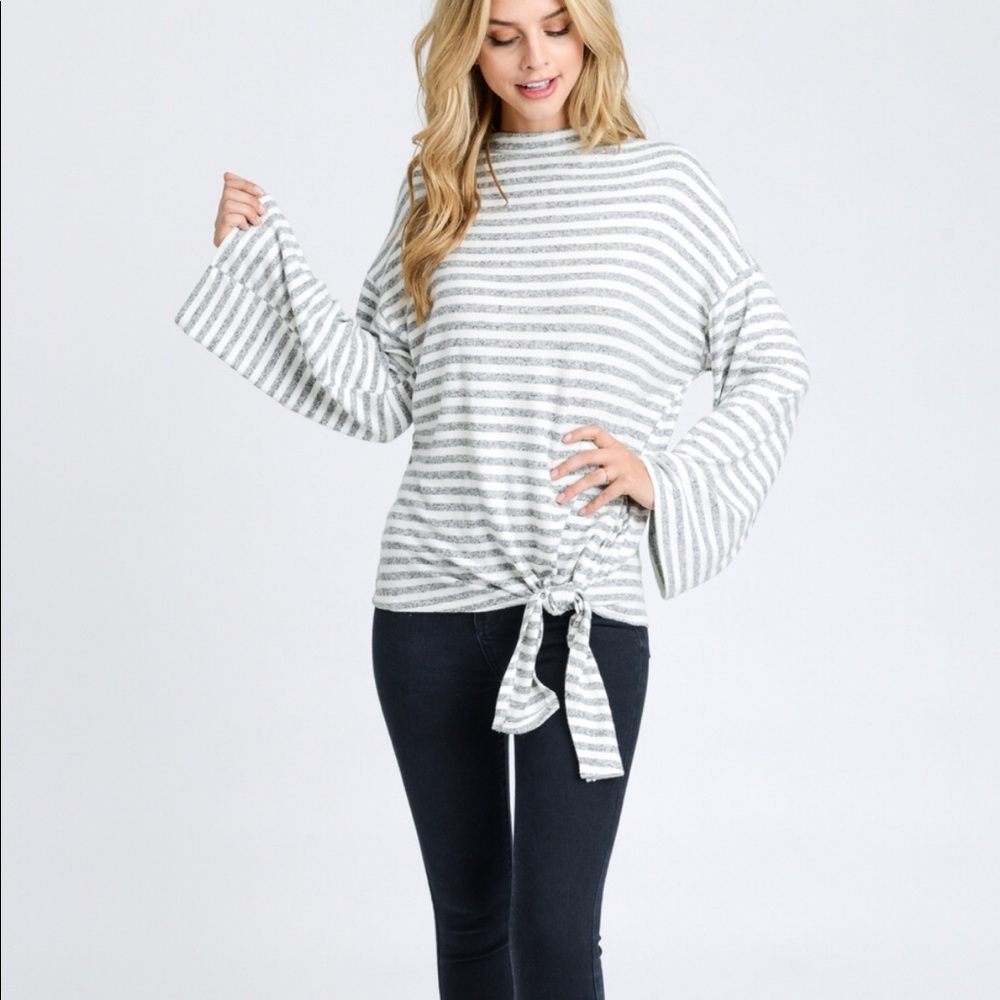 NEW‼️Grey White two tone side tie - sweater - Picture 5 of 6